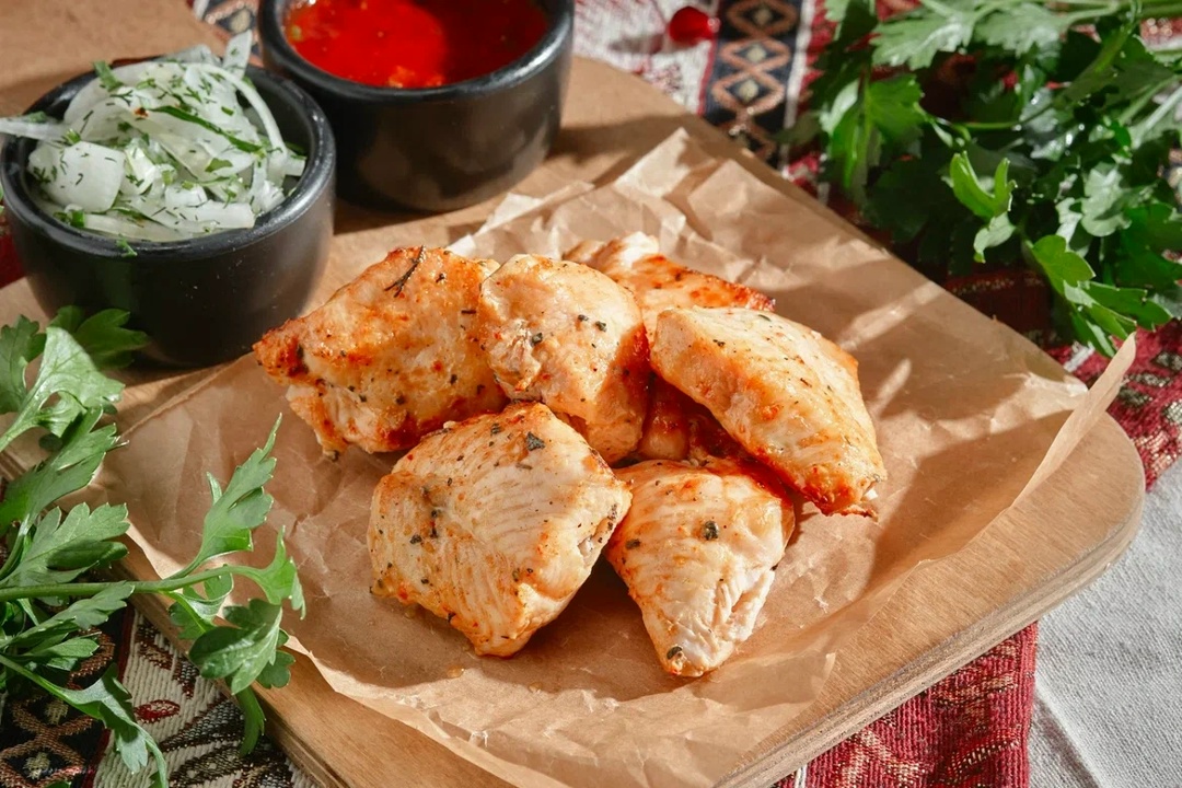 Шашлык из курицы на углях