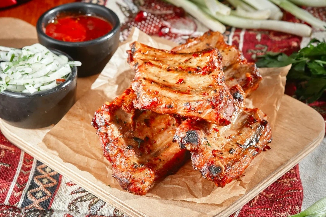 Свиные рёбрышки с мангала